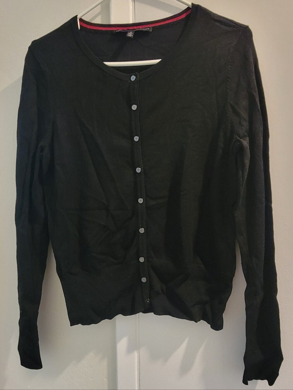 Black Women's Button-Front Cardigan Sweater M